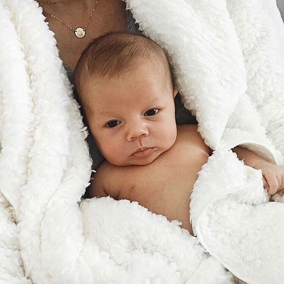 “You Grow, Girl” Wildflower Dainty Charm Necklace - Picture 7 of 11